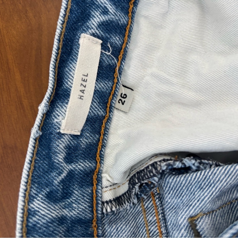 Imogene + Willie Hazel Shorts - Picture 4 of 4